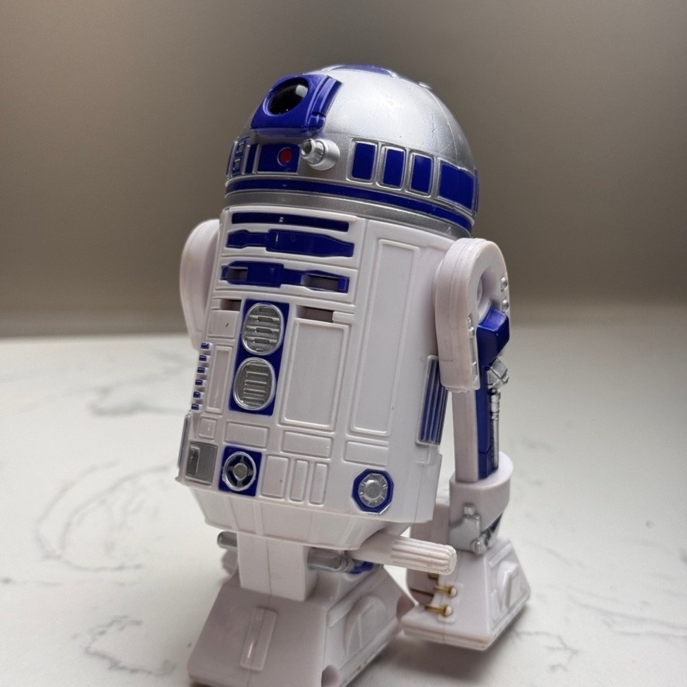 Star Wars R2-D2  Windup Action Figure 4" Leg Rolling Toy FAC-011770-19098